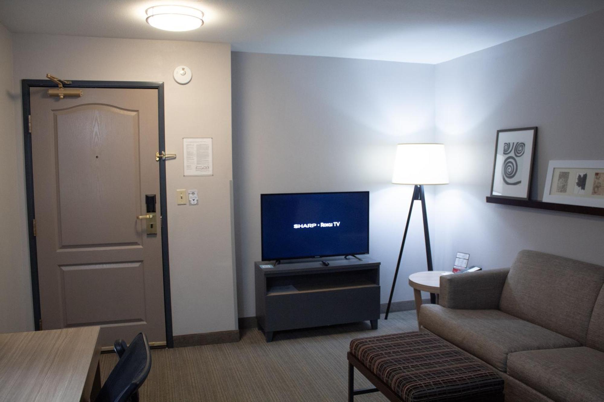 Country Inn & Suites By Radisson, Big Rapids, Mi Екстер'єр фото