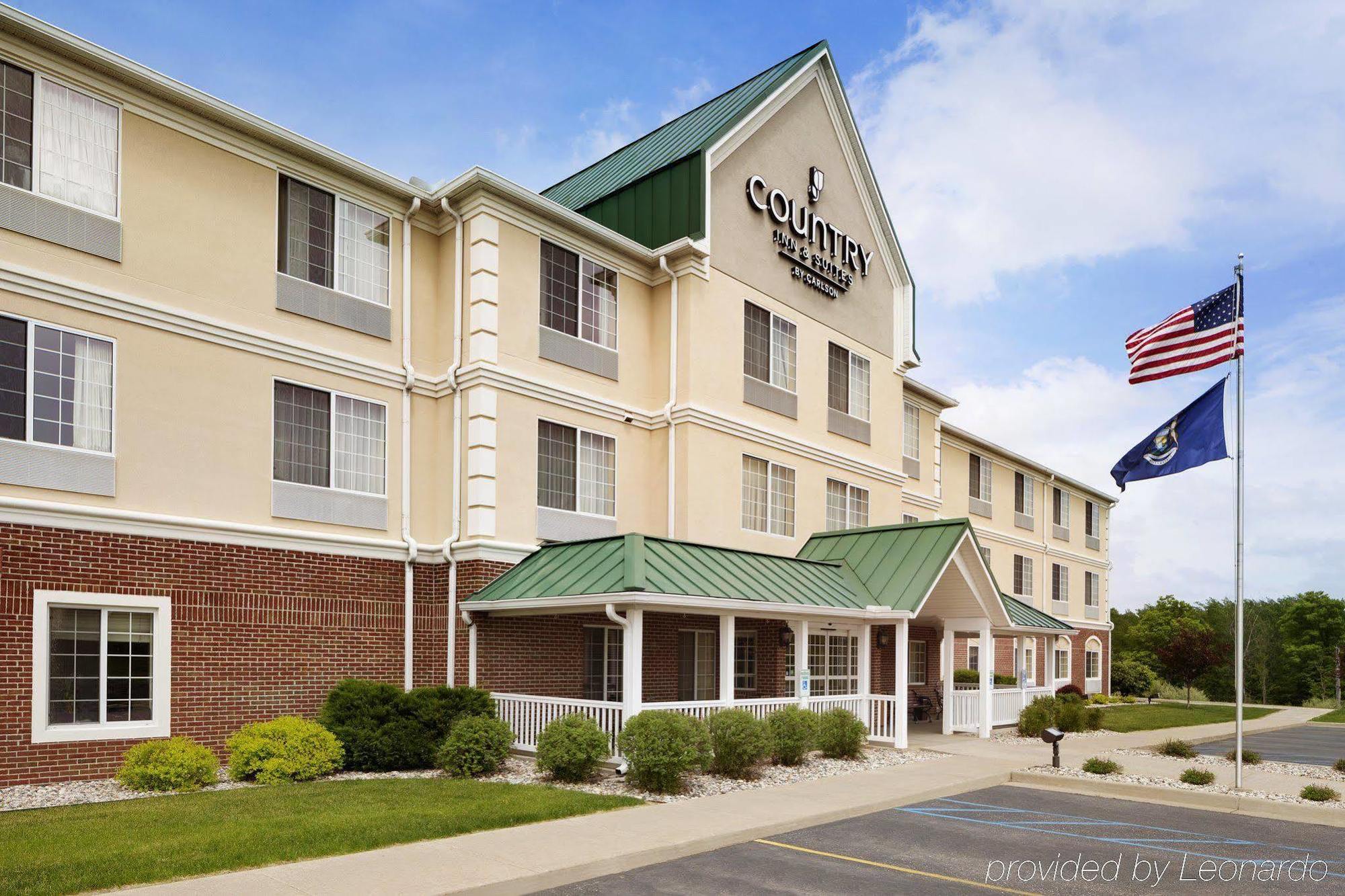 Country Inn & Suites By Radisson, Big Rapids, Mi Екстер'єр фото