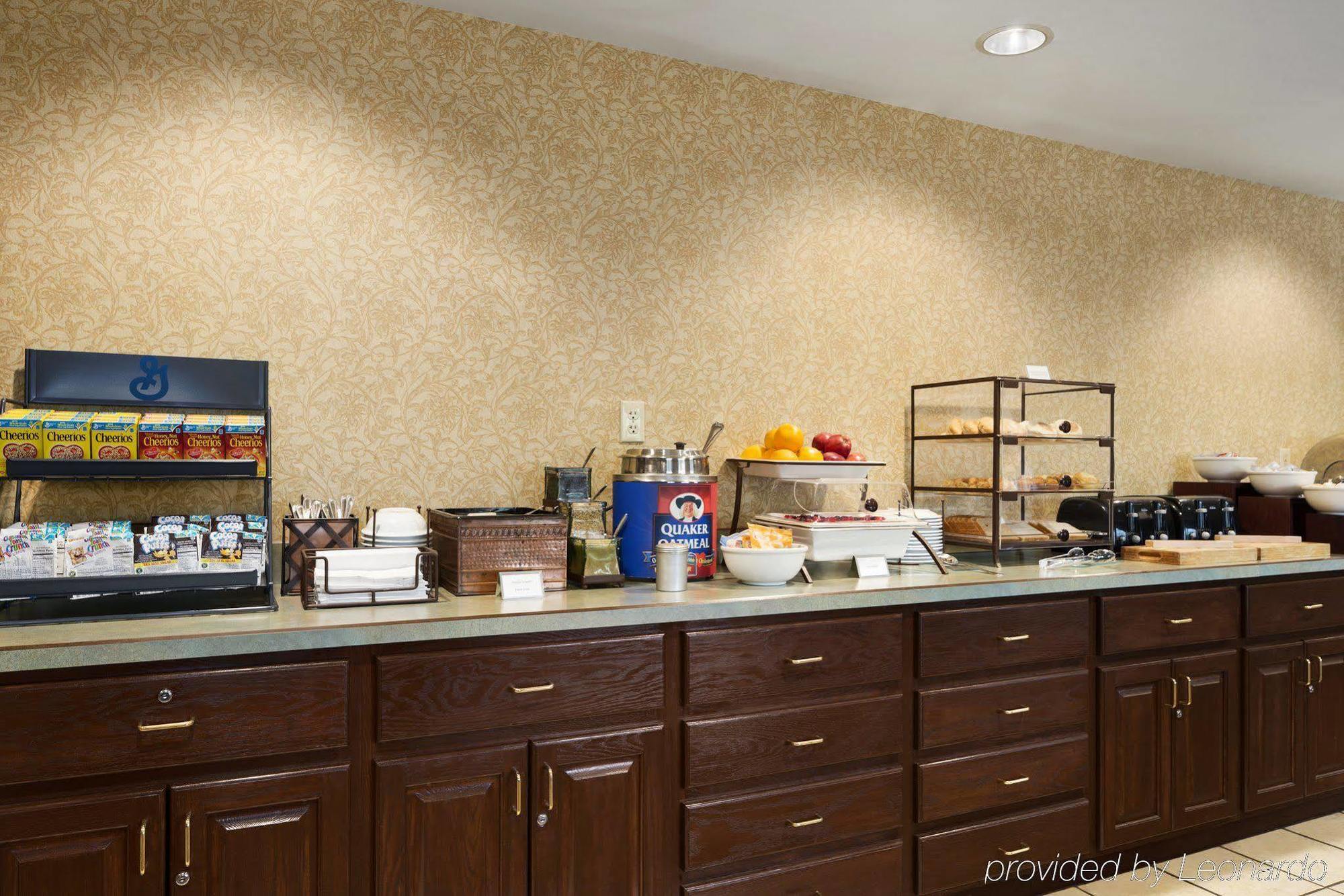 Country Inn & Suites By Radisson, Big Rapids, Mi Екстер'єр фото