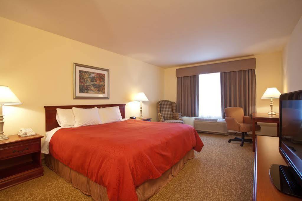 Country Inn & Suites By Radisson, Big Rapids, Mi Номер фото